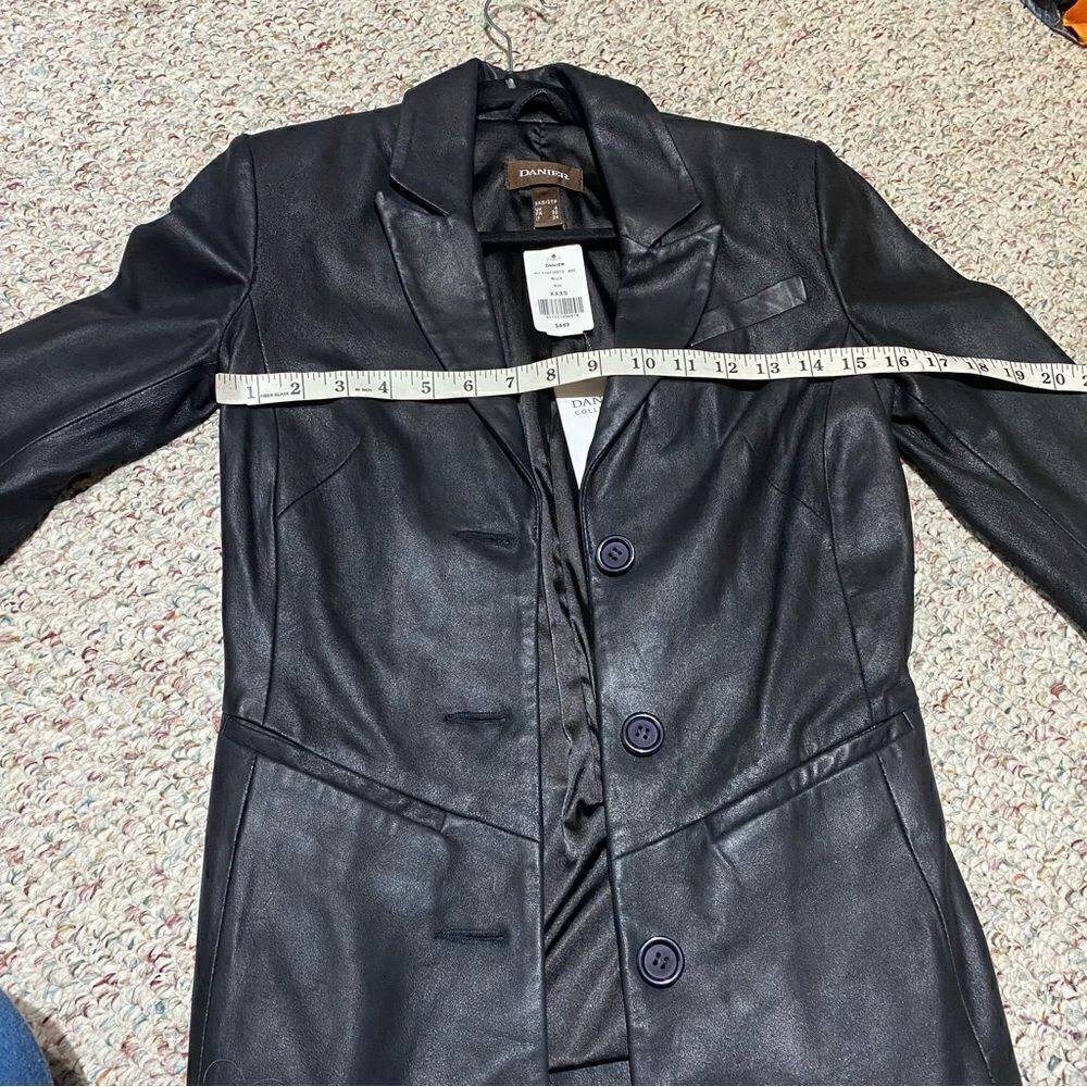 Danier Black Leather Fitted Blazer Jacket | Lined |‎ Women’s XXS - Picture 7 of 7